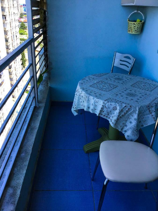 Yalcin Star Residence Apartment 300 Batoemi Buitenkant foto